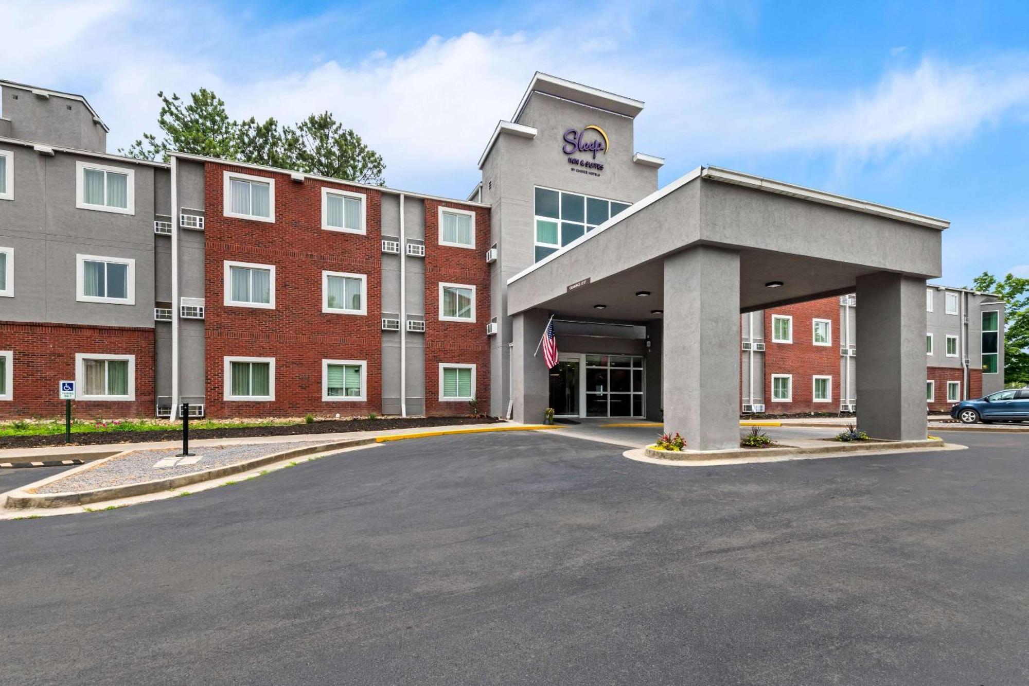 Sleep & 2* Pigeon Forge