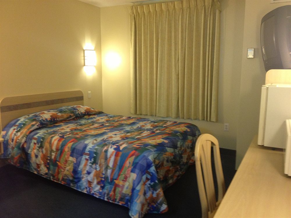 Hotel Sleep & 2*